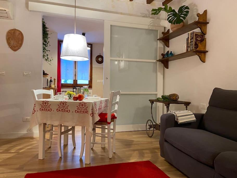 San Lorenzo Apartment In Red Florence Ngoại thất bức ảnh