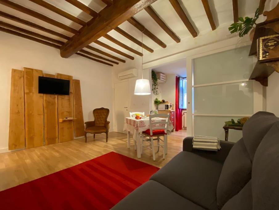 San Lorenzo Apartment In Red Florence Ngoại thất bức ảnh