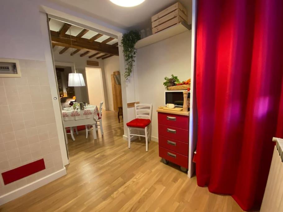 San Lorenzo Apartment In Red Florence Ngoại thất bức ảnh